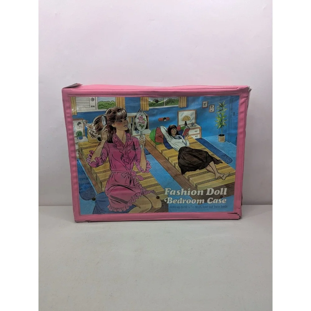 Vintage 1985 Fashion Doll Bedroom Case Fold Out Pop Out Twin Beds Playset 1980s